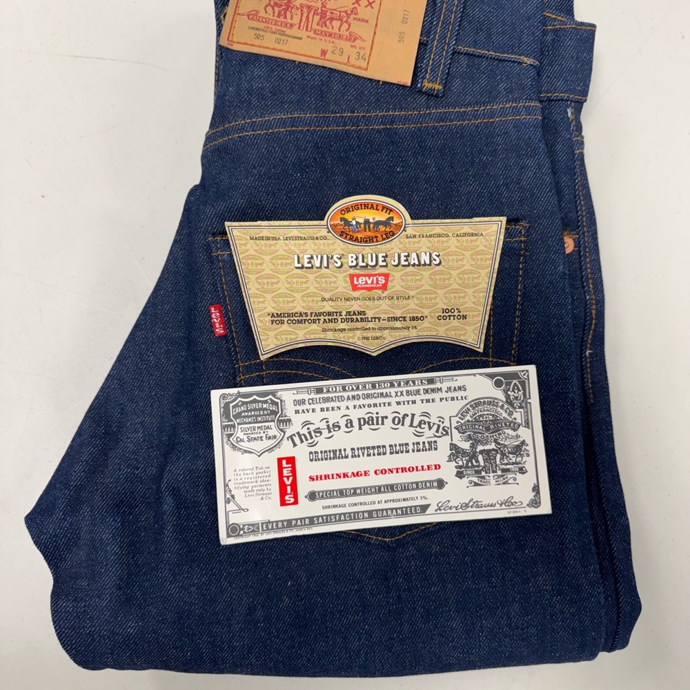 Levi's Vintage Dead Stock Men's Dark Blue Straight Jeans with original Tags